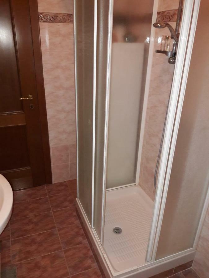 A Casa Di Robi Hotel Rome Buitenkant foto