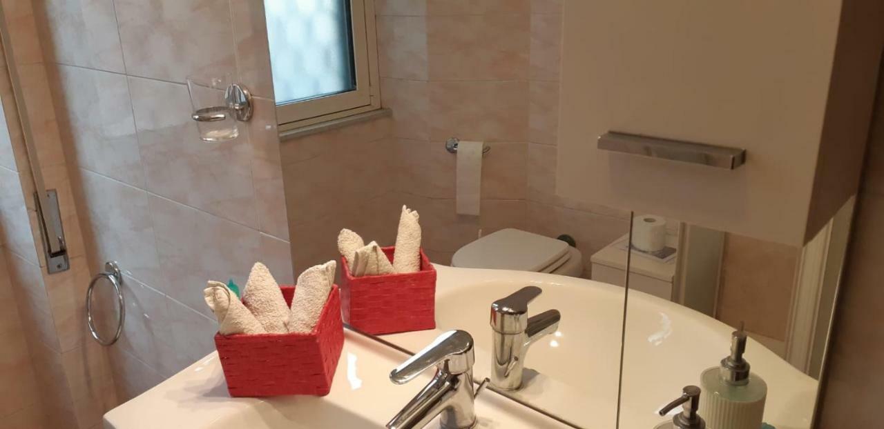 A Casa Di Robi Hotel Rome Buitenkant foto